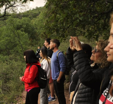 Mirando paisaje en Retiro